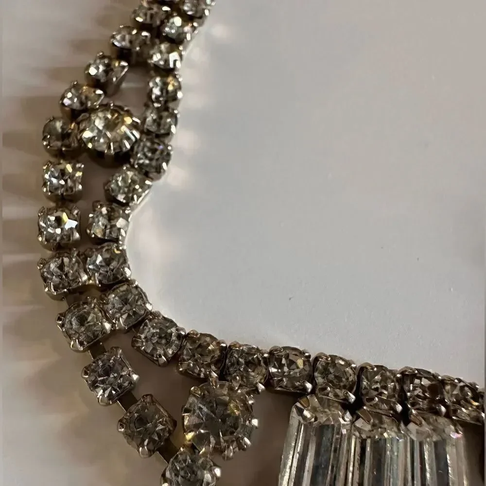 Vintage Rhinestone Bracelet – Timeless Sparkle & Glamour